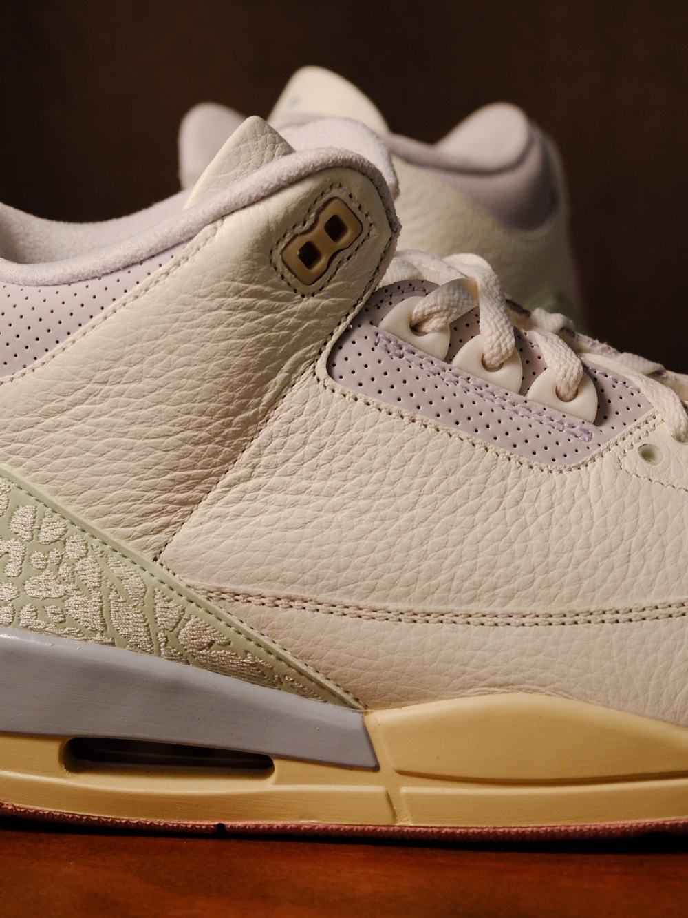Nike Air Jordan 3 Retro OG Rare Air Sail Jade Aura Pink Size 10 w/ Box Pre-Owned